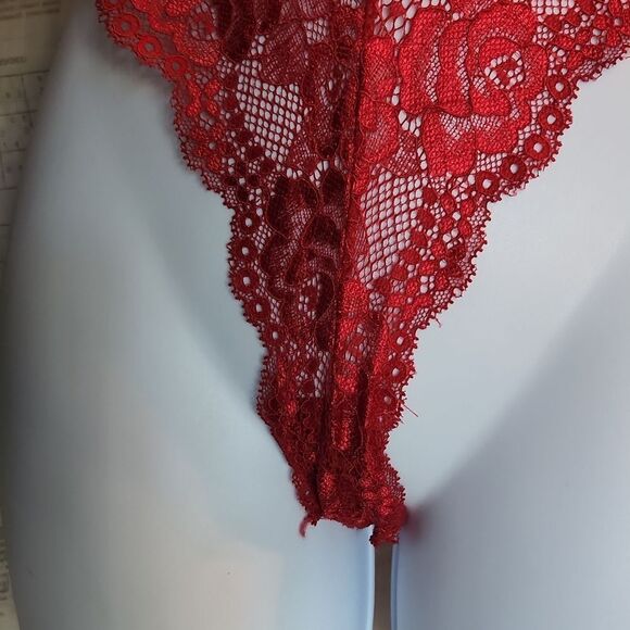 NEW Red Lace Halter Lingerie - Picture 2 of 4